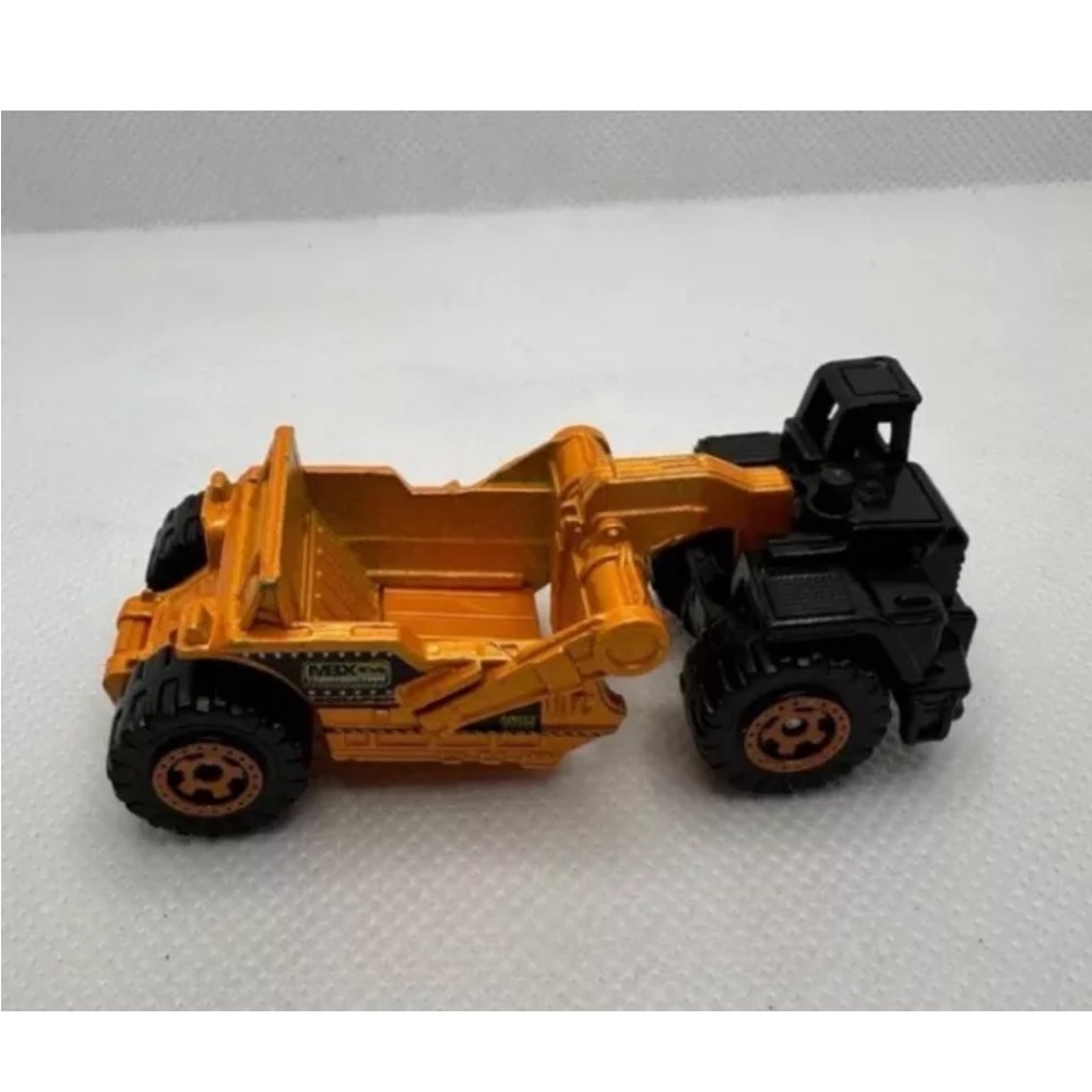 Matchbox Highly Detailed Construction Vehicle Scraper Ready For Action Series 07